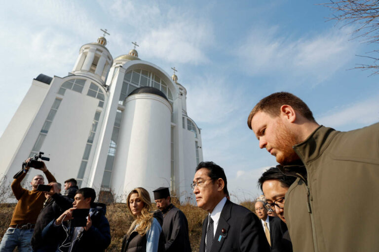 Japanese Prime Minister Kishida visits Ukraine