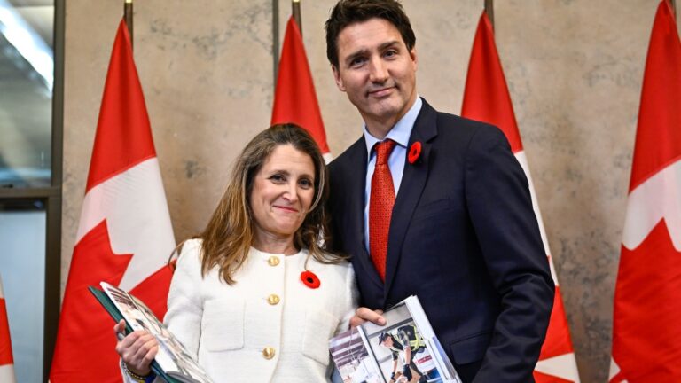 justin-trudeau-and-chrystia-freeland-1-6138662-1667531953900